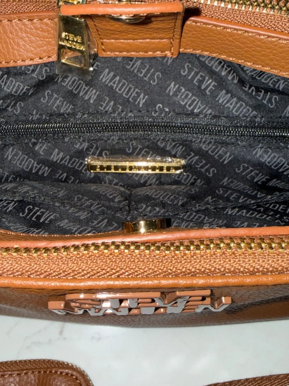 Steve Madden Crossbody Bag with coin wallet
